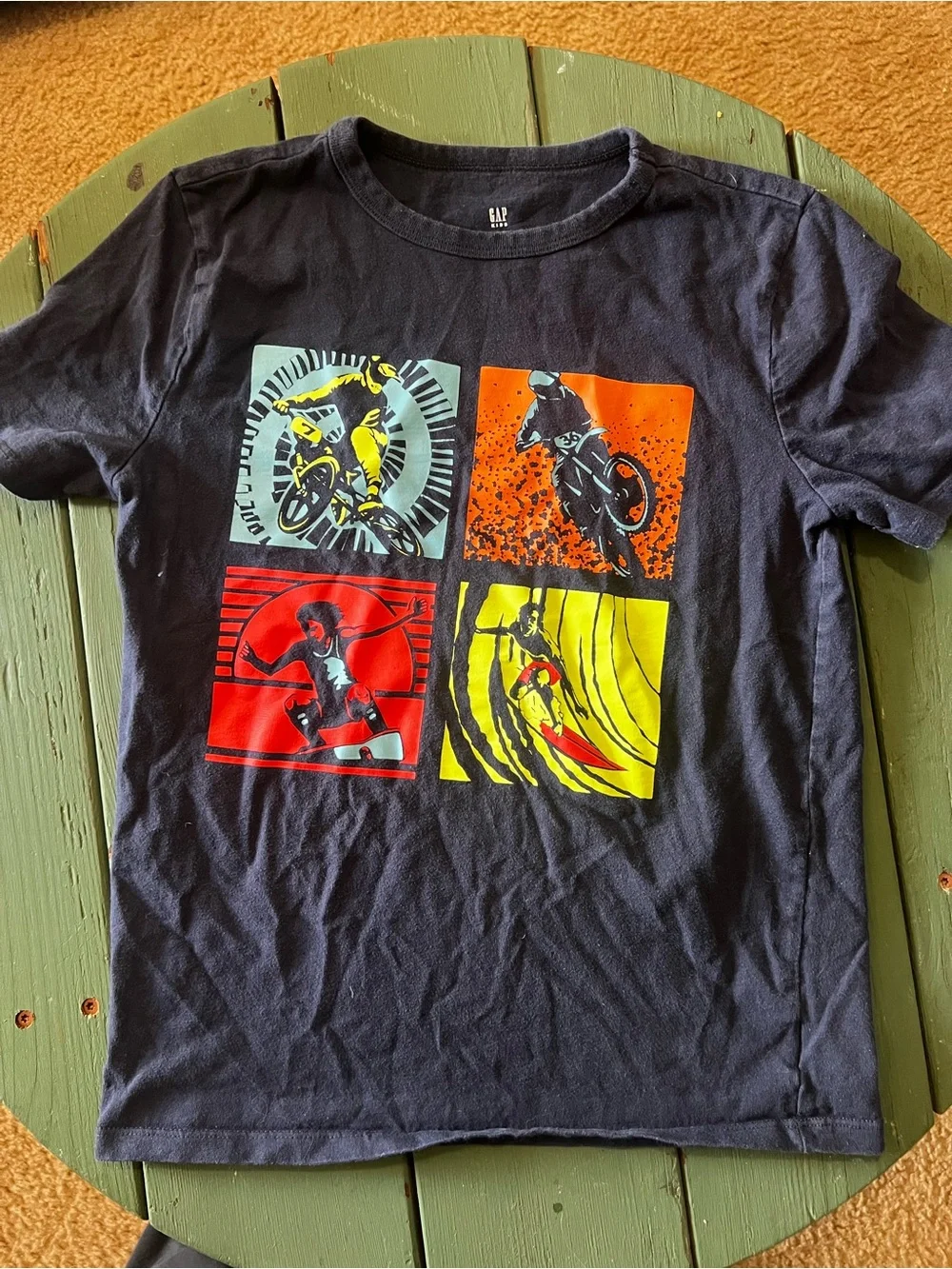GAP Men’s Navy Short-Sleeve Graphic Panel Tee with Red, Yellow, Blue Artwork